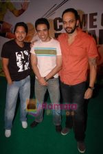 Shreyas Talpade, Tusshar Kapoor, Rohit Shetty promote Golmaal 3 in Inorbit Mall on 31st Oct 2010.JPG